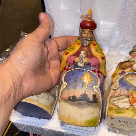 Jim Shore 3 wisemen Colorful Hand-Painted Figurines in original box - Picture 8 of 11